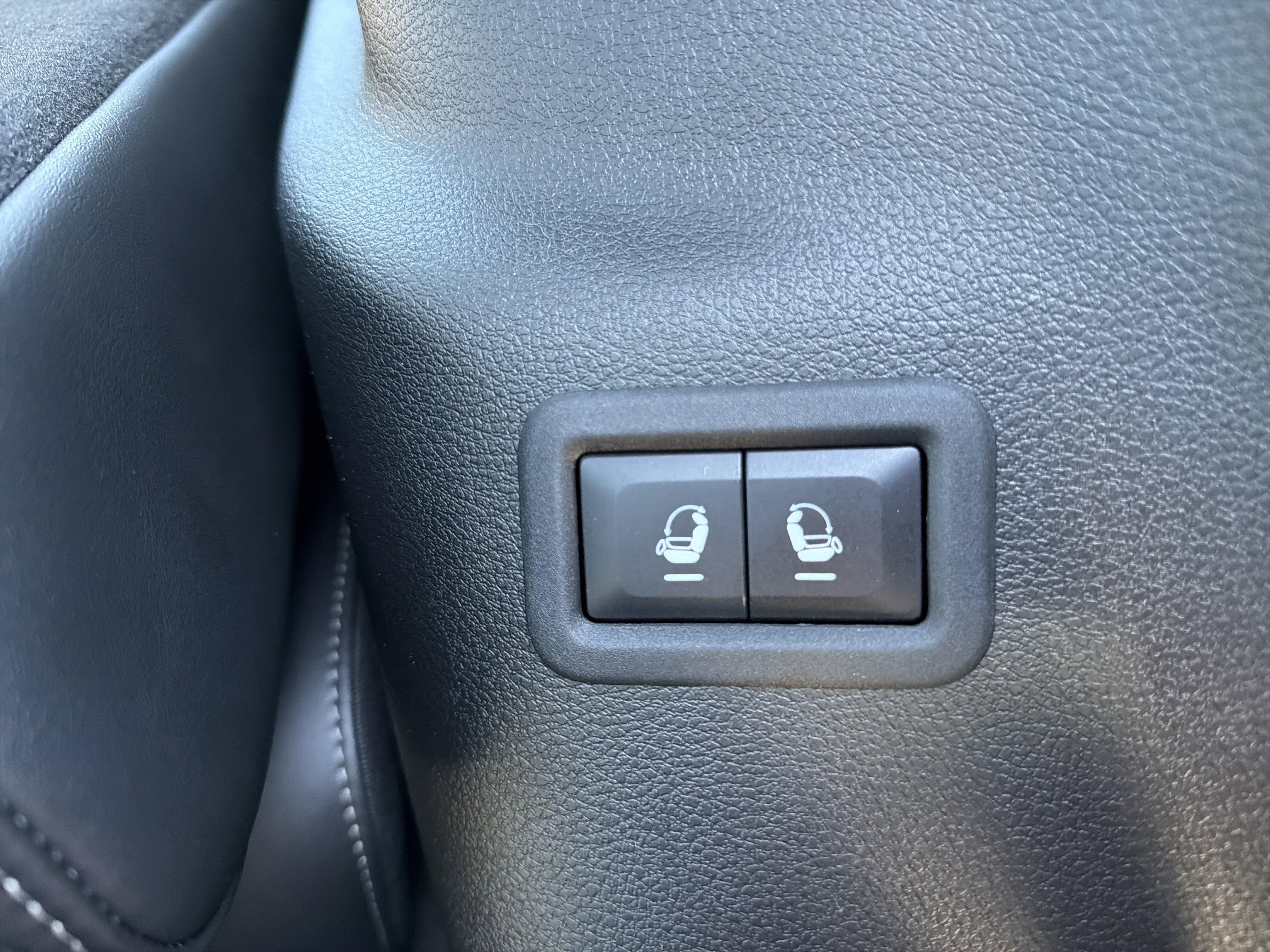 New 2026 Jeep Grand Wagoneer Limited image 15