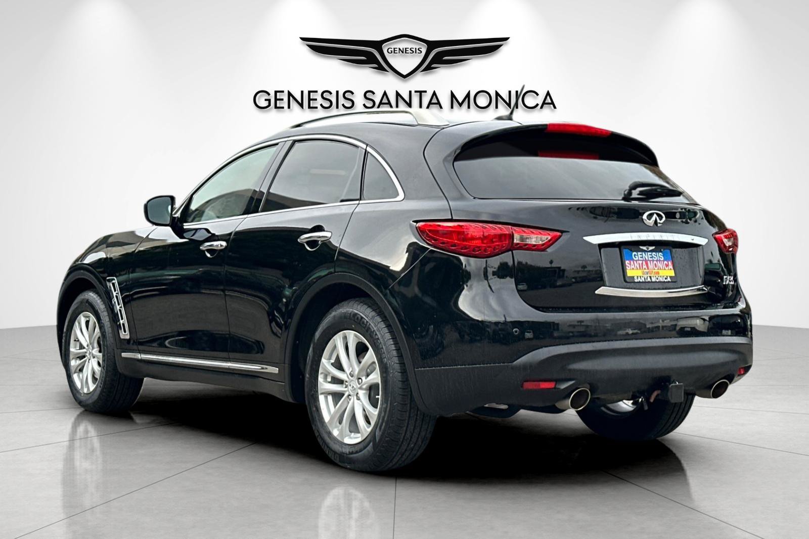 Used 2011 INFINITI FX35 2WD w/ Premium Pkg image 6