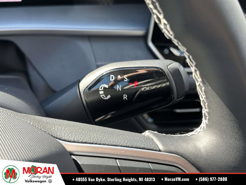 Certified 2026 Volkswagen Tiguan SE w/ Panoramic Sunroof Package FWD image 25