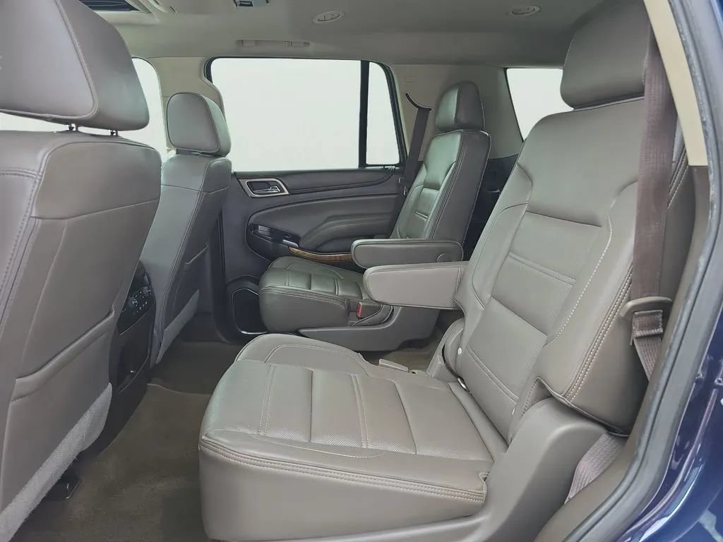 Used 2017 GMC Yukon Denali w/ Open Road Package AWD/4WD image 14