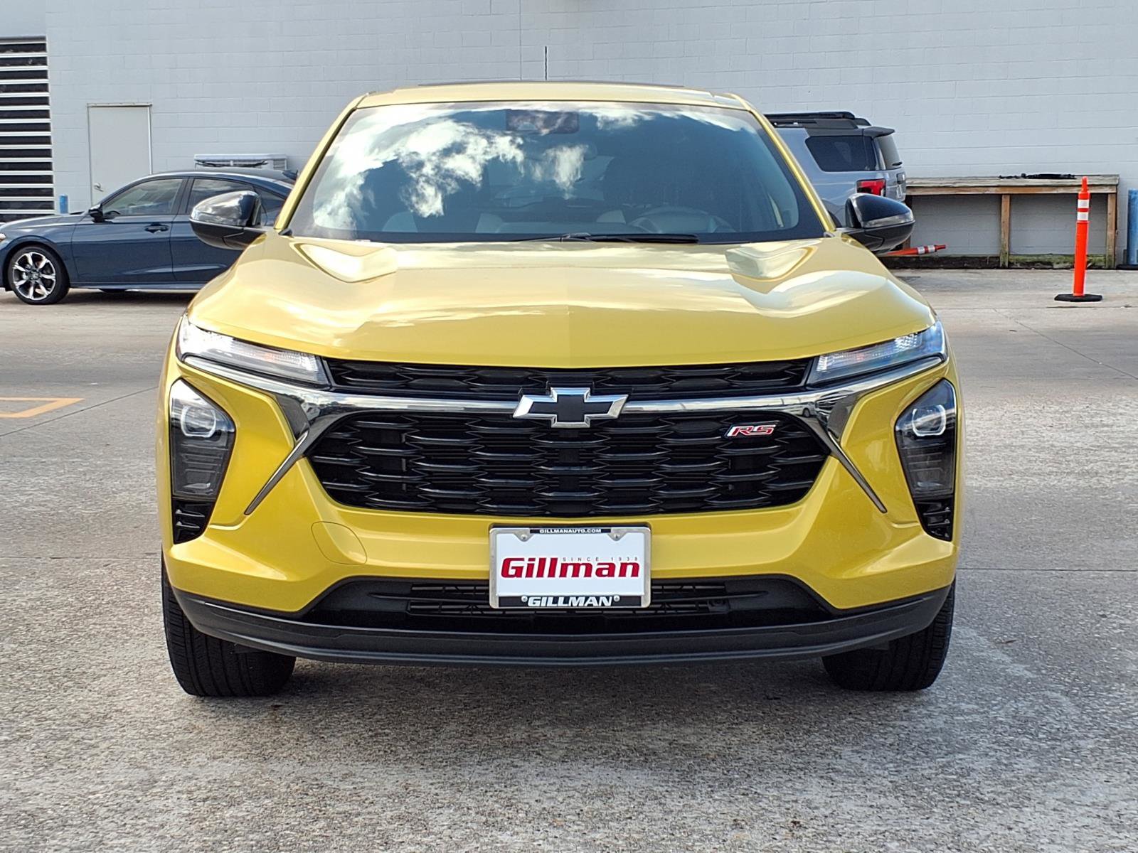 Used 2025 Chevrolet Trax RS w/ Sunroof Package FWD image 21