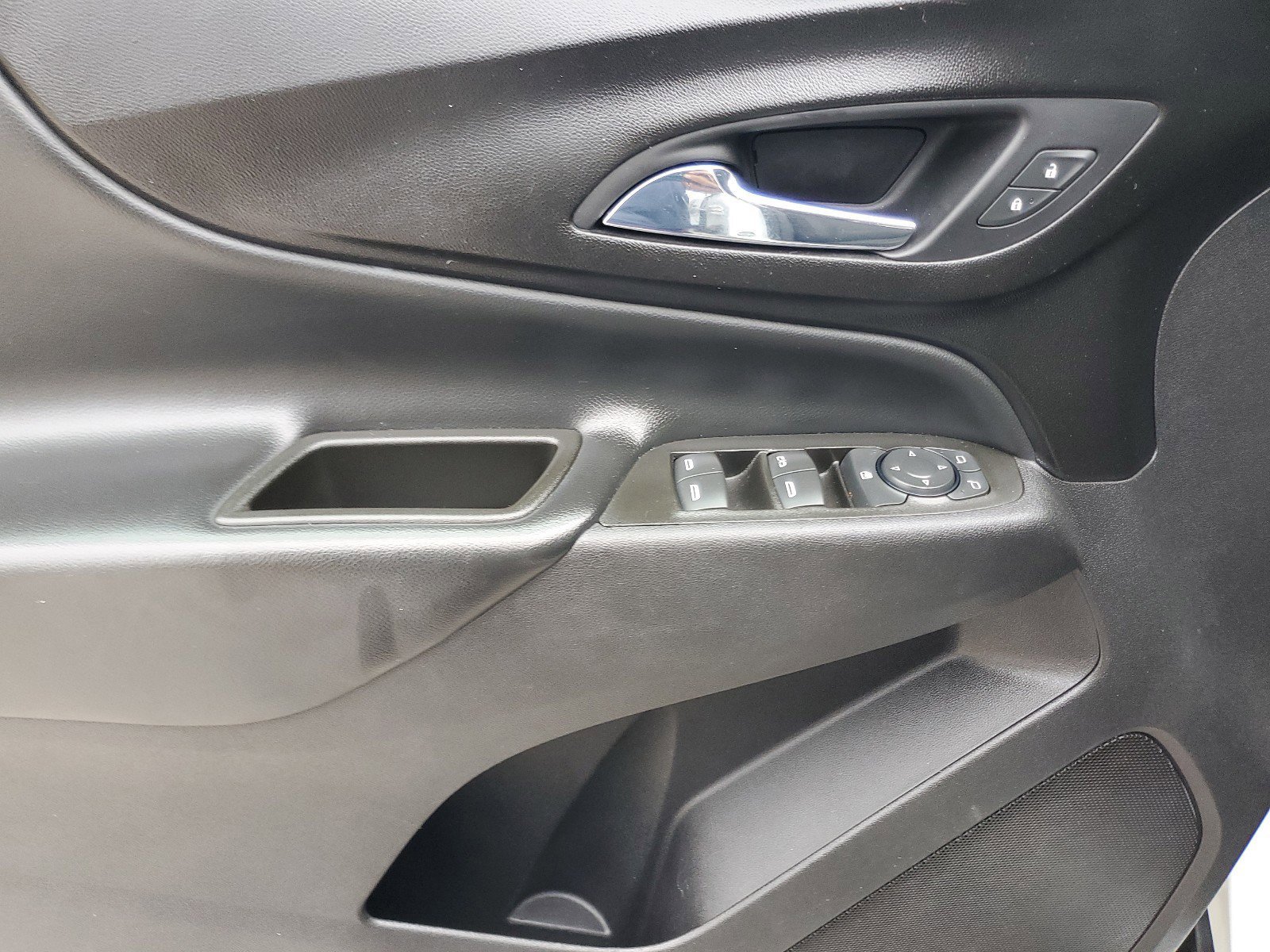 Used 2020 Chevrolet Equinox LT image 20