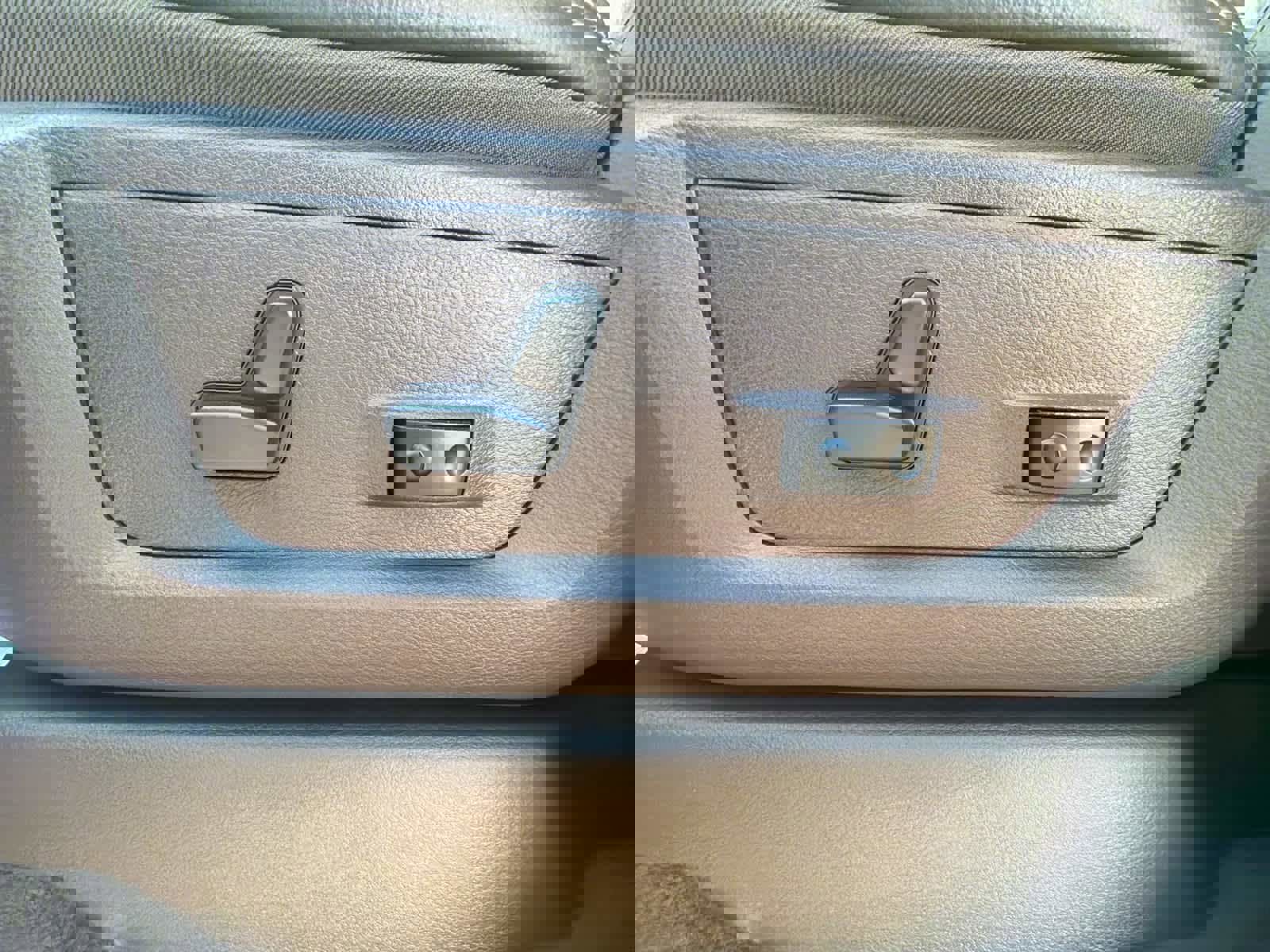 New 2025 RAM 2500 Laramie AWD/4WD image 21