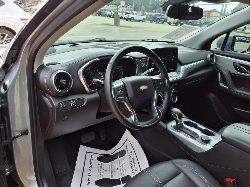 Used 2024 Chevrolet Blazer LT FWD image 20