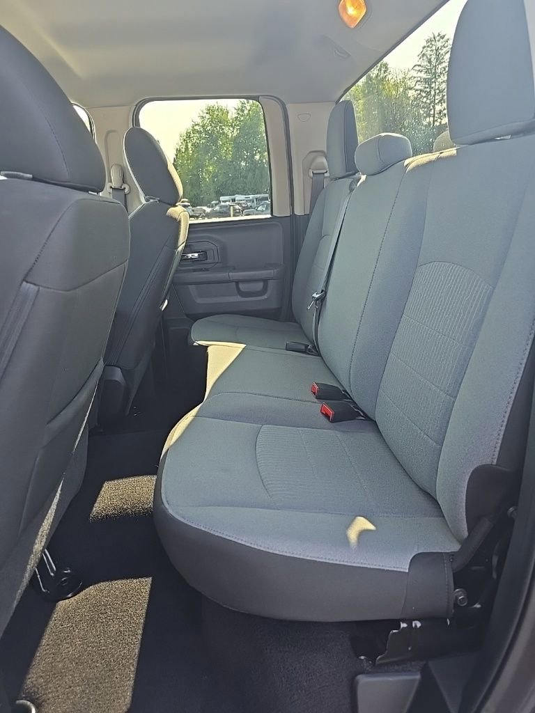 Used 2024 RAM 1500 Classic SLT image 8