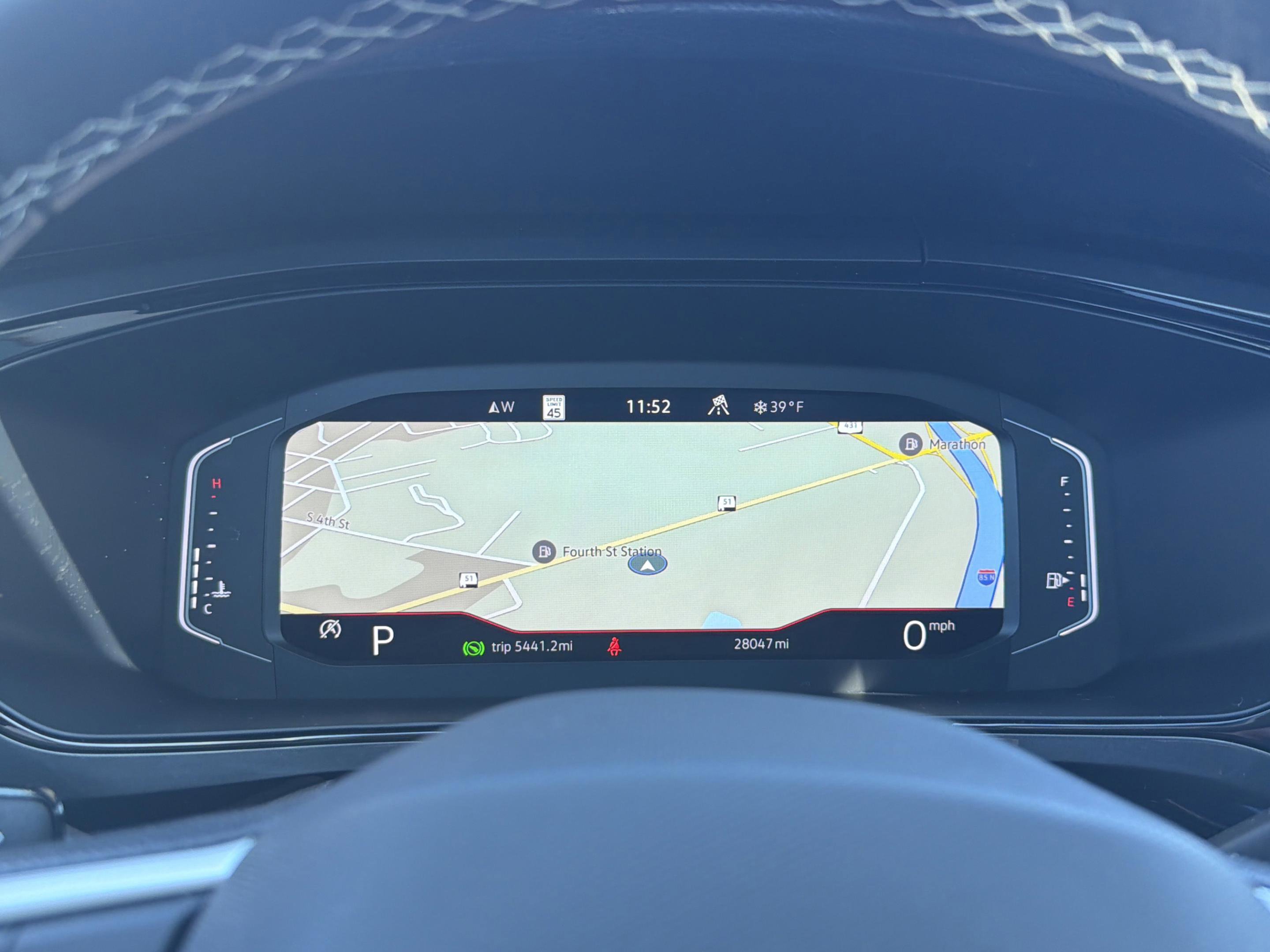 Used 2023 Volkswagen Taos SEL image 15