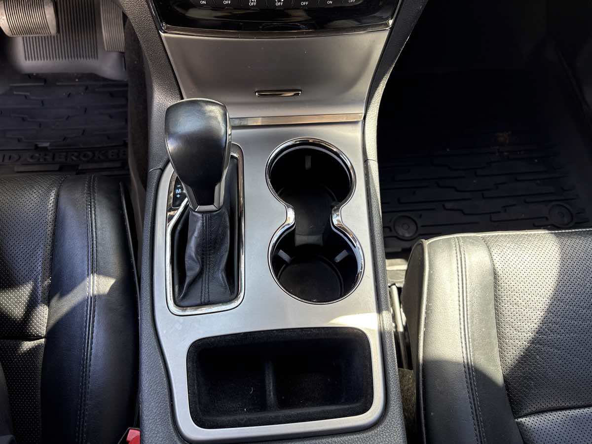 Used 2021 Jeep Grand Cherokee High Altitude RWD image 28