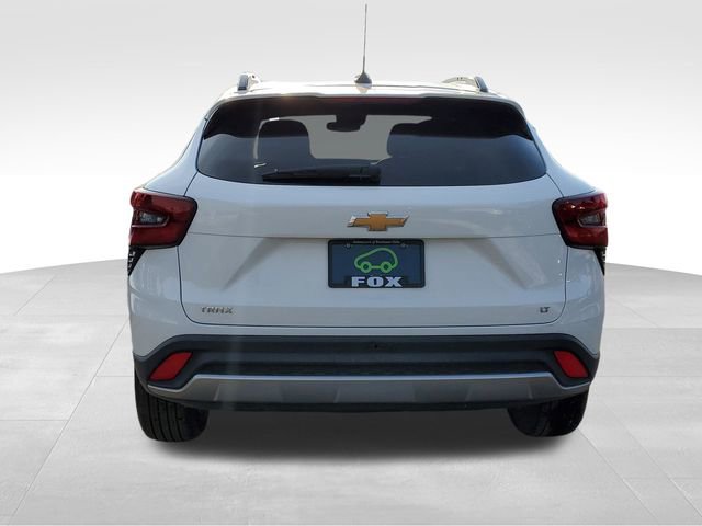 Certified 2024 Chevrolet Trax LT w/ Driver Confidence Package image 4