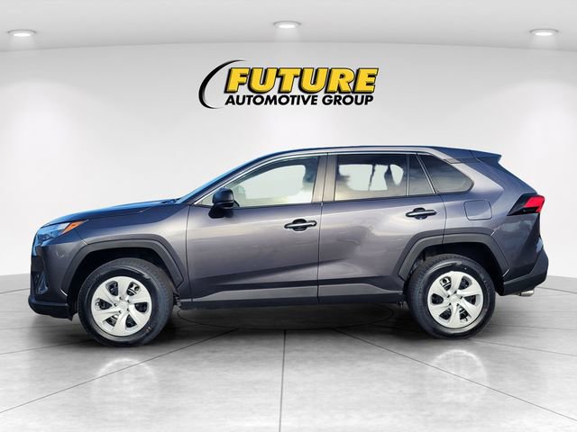 Used 2024 Toyota RAV4 LE image 6