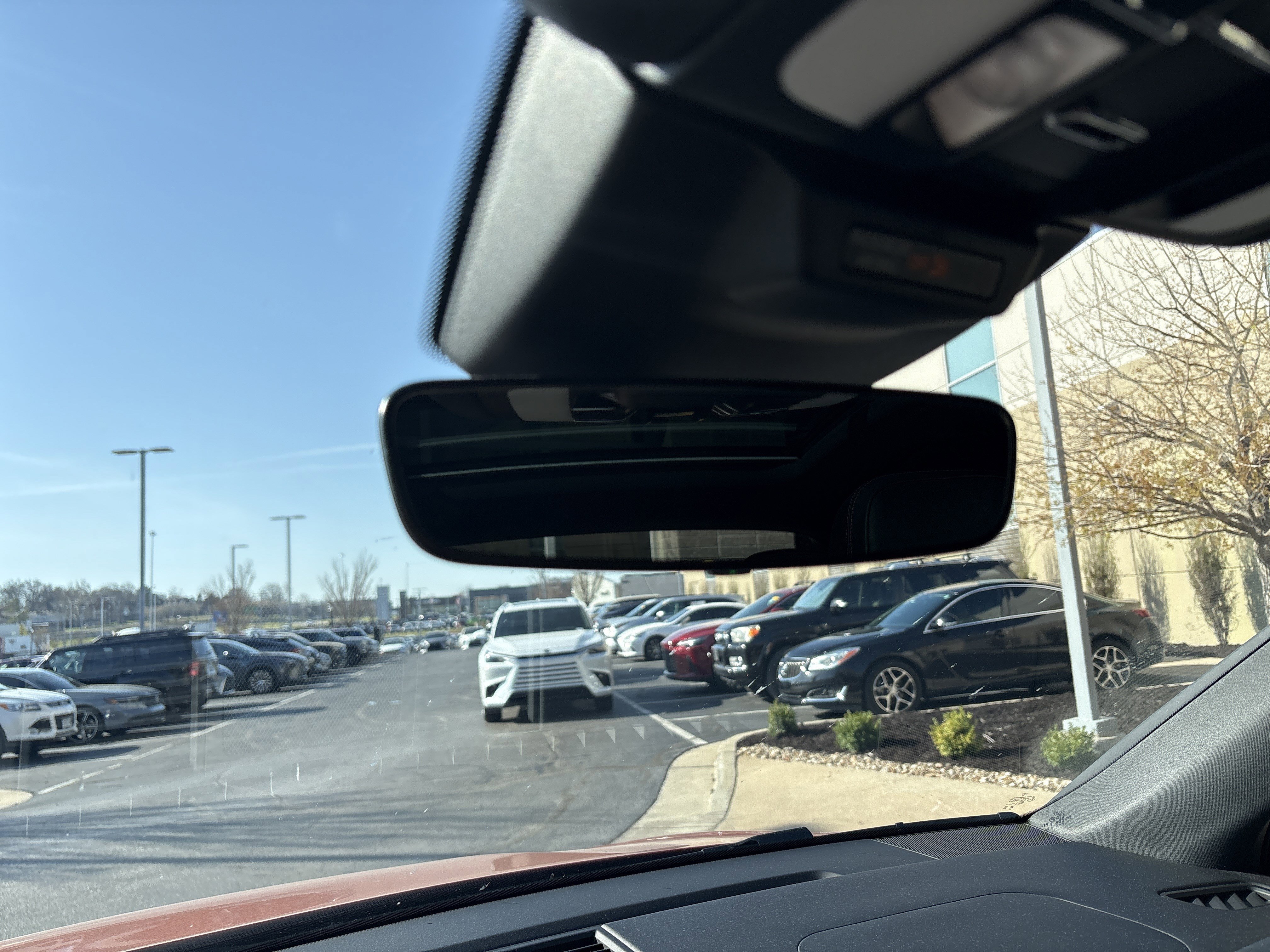 Used 2024 Porsche Macan Turbo image 27