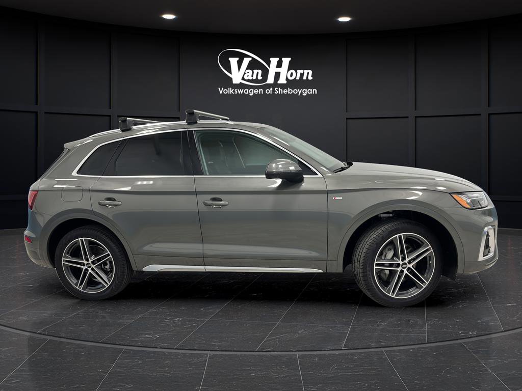 Used 2024 Audi Q5 e Premium w/ Convenience Package AWD/4WD image 8
