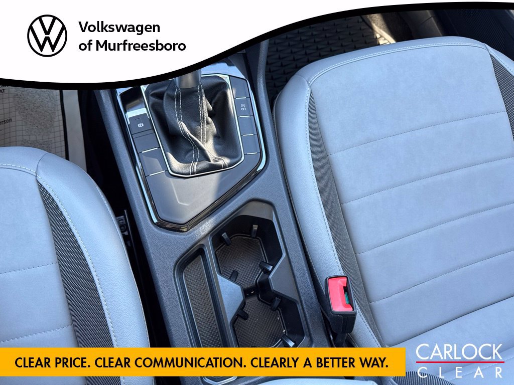 Certified 2023 Volkswagen Taos SE w/ Panoramic Sunroof Package FWD image 22