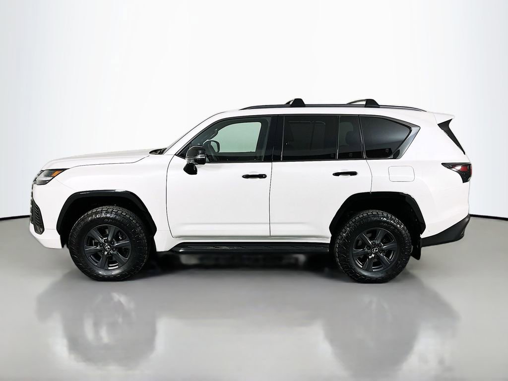 Used 2025 Lexus LX 700h Overtrail AWD/4WD image 5