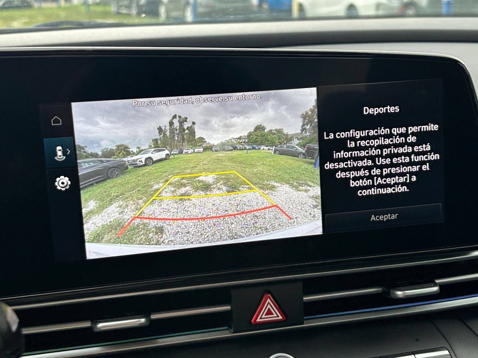 Used 2025 Hyundai Elantra SEL FWD image 24