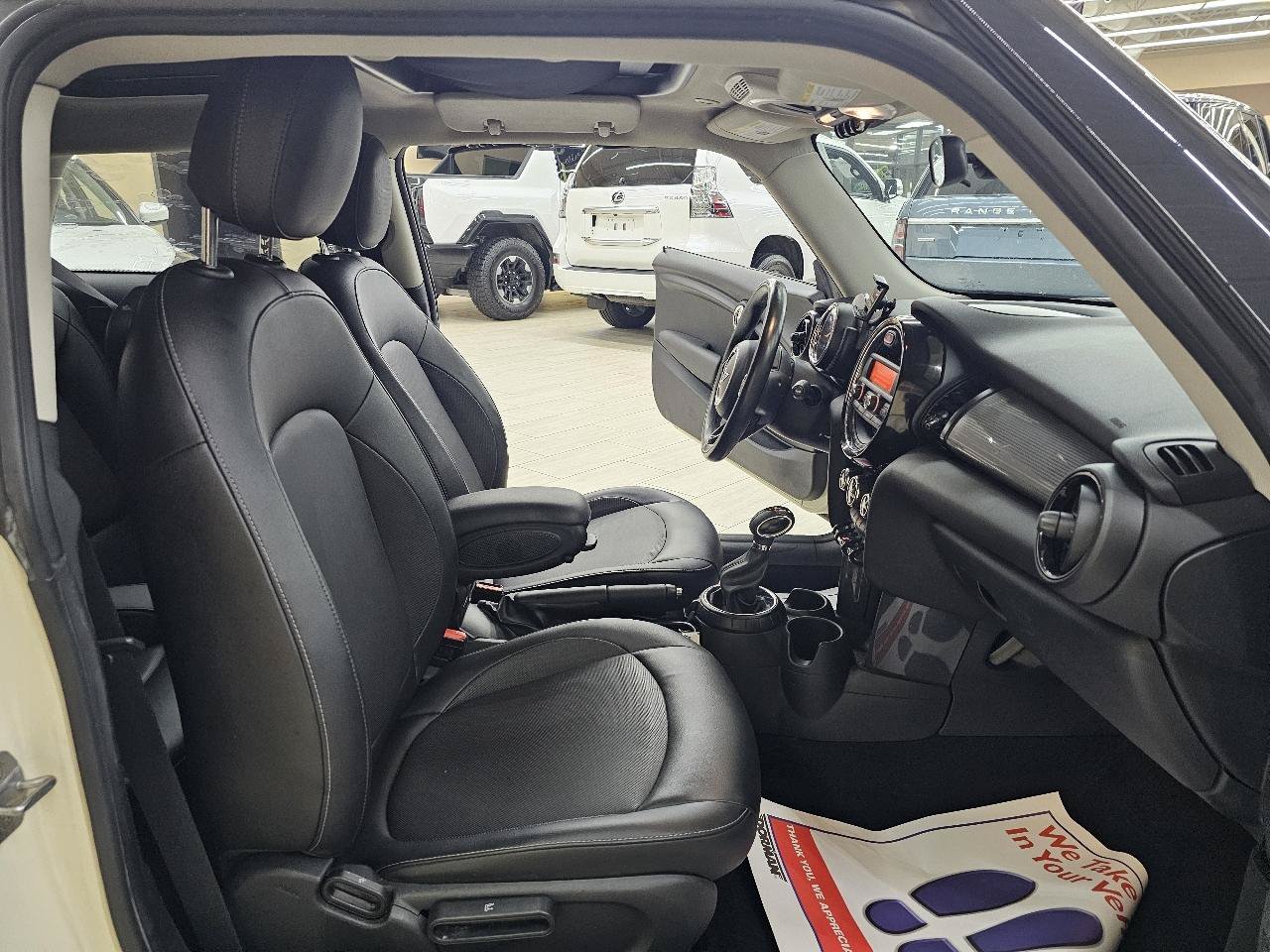 Used 2016 MINI Cooper 2-Door Hardtop FWD image 19