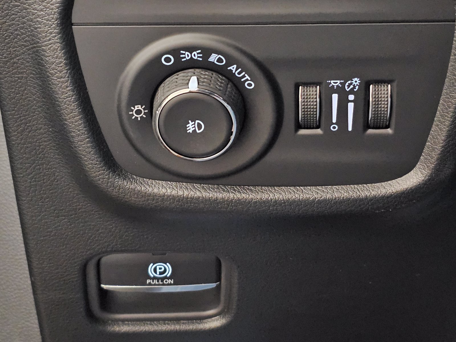 New 2026 Jeep Grand Cherokee Limited AWD/4WD image 19