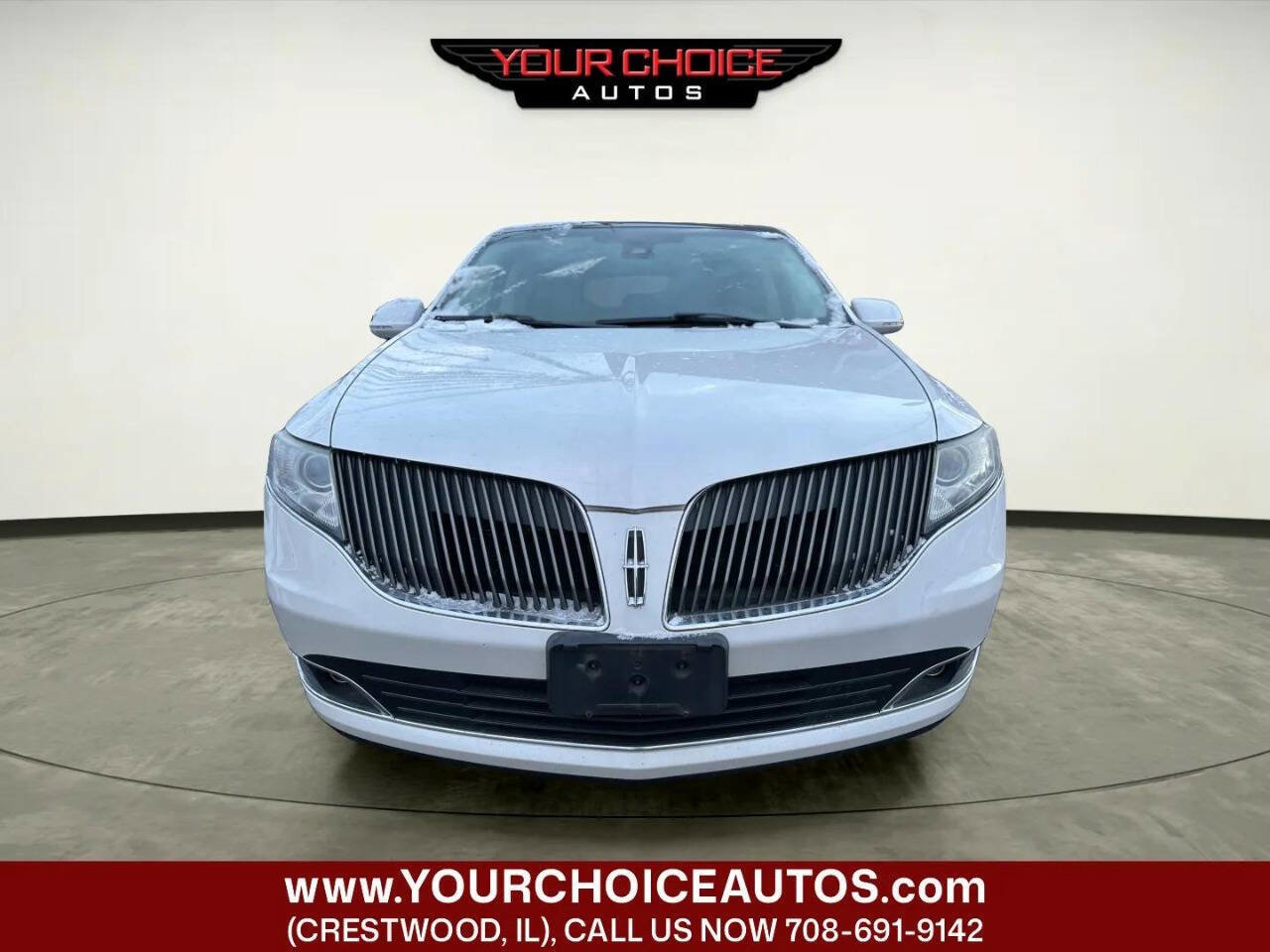 Used 2013 Lincoln MKT AWD image 8