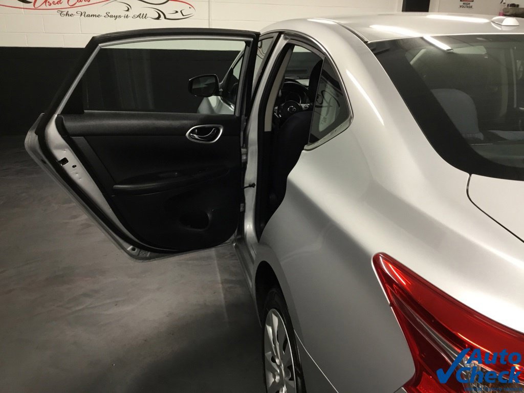 Used 2016 Nissan Sentra SV FWD image 27
