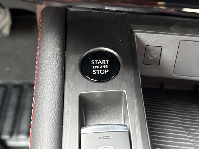 New 2026 Nissan Kicks SR FWD image 18