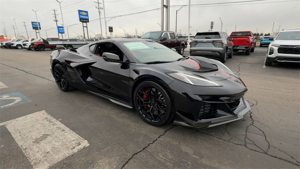 New 2026 Chevrolet Corvette ZR1 w/ ZR1 Carbon Fiber Aero Package image 2