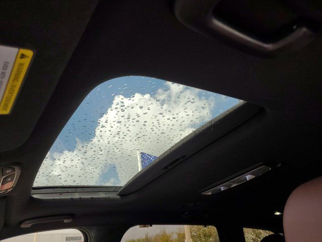 Used 2024 Kia Telluride SX image 19