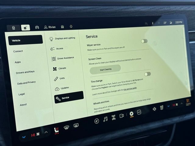 Used 2022 Rivian R1T Launch Edition image 44