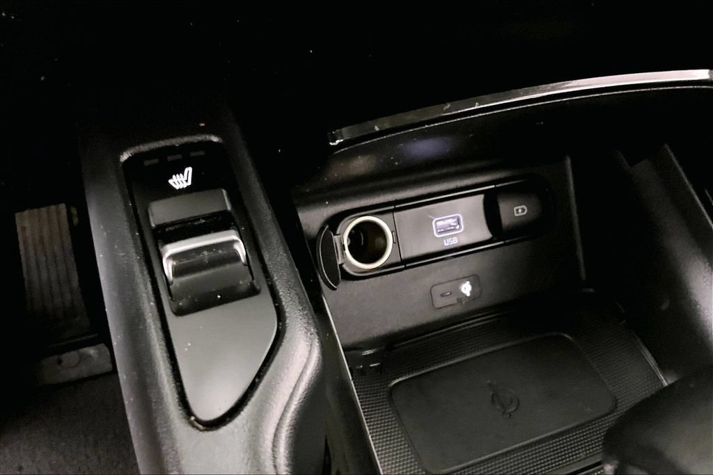 Used 2022 Kia Telluride S FWD image 15