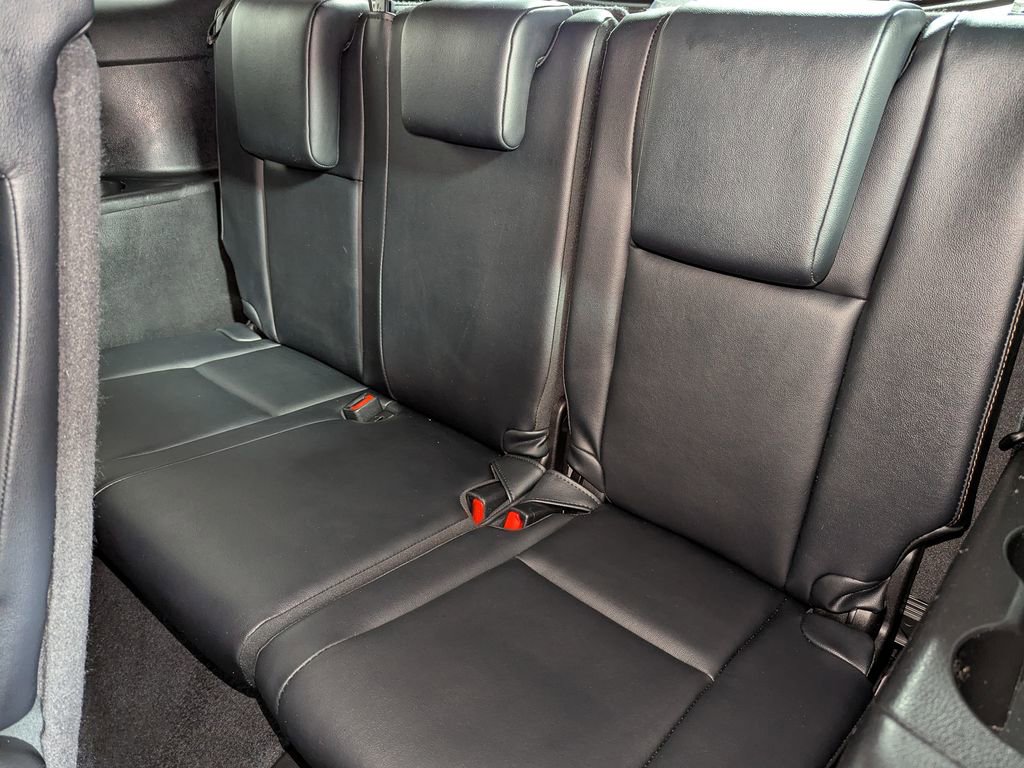 Used 2019 Toyota Highlander XLE AWD/4WD image 47