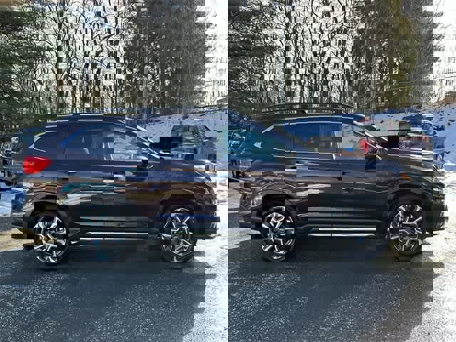 Certified 2025 Subaru Ascent Touring video 3