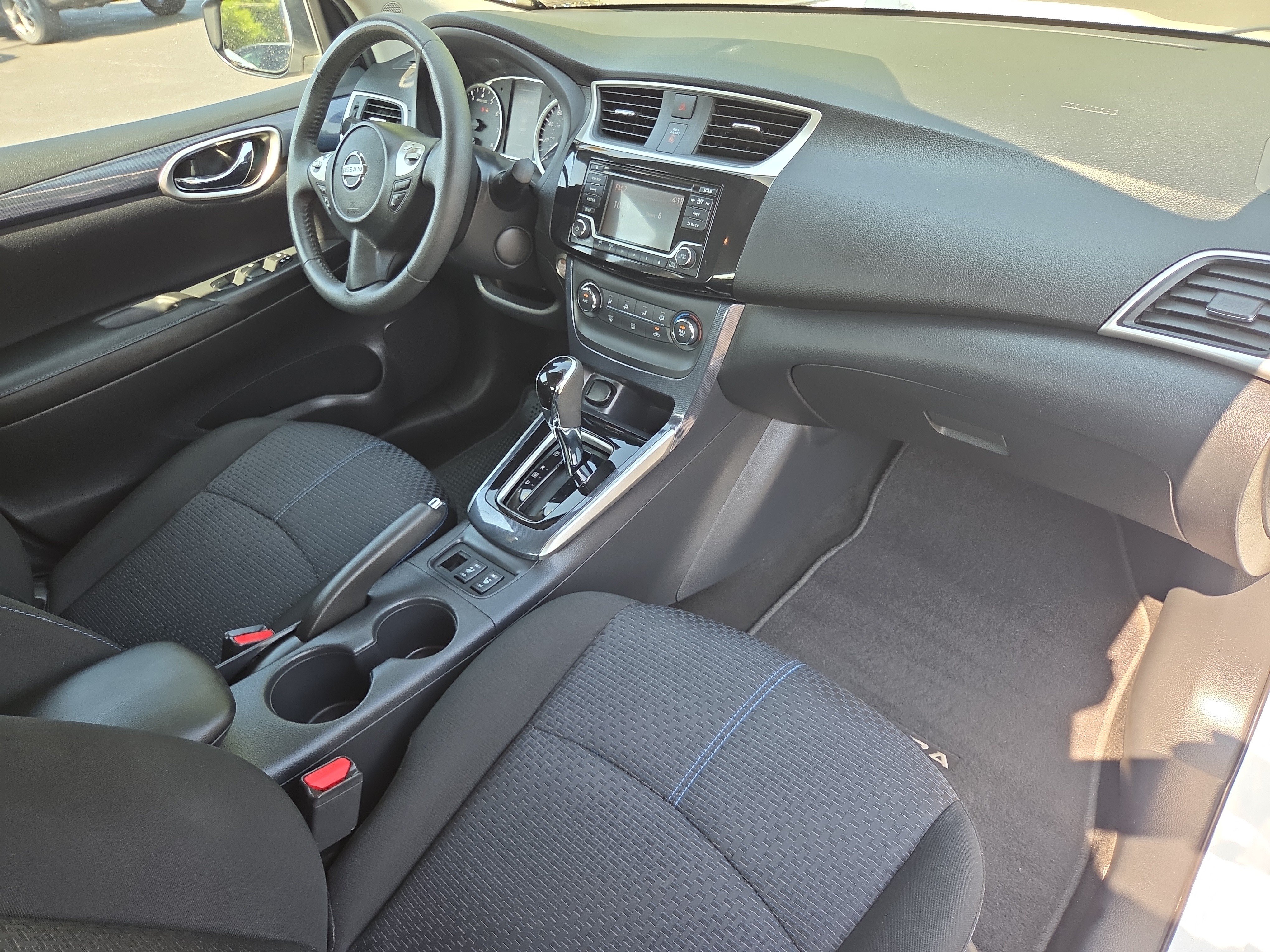 Used 2016 Nissan Sentra SR FWD image 18