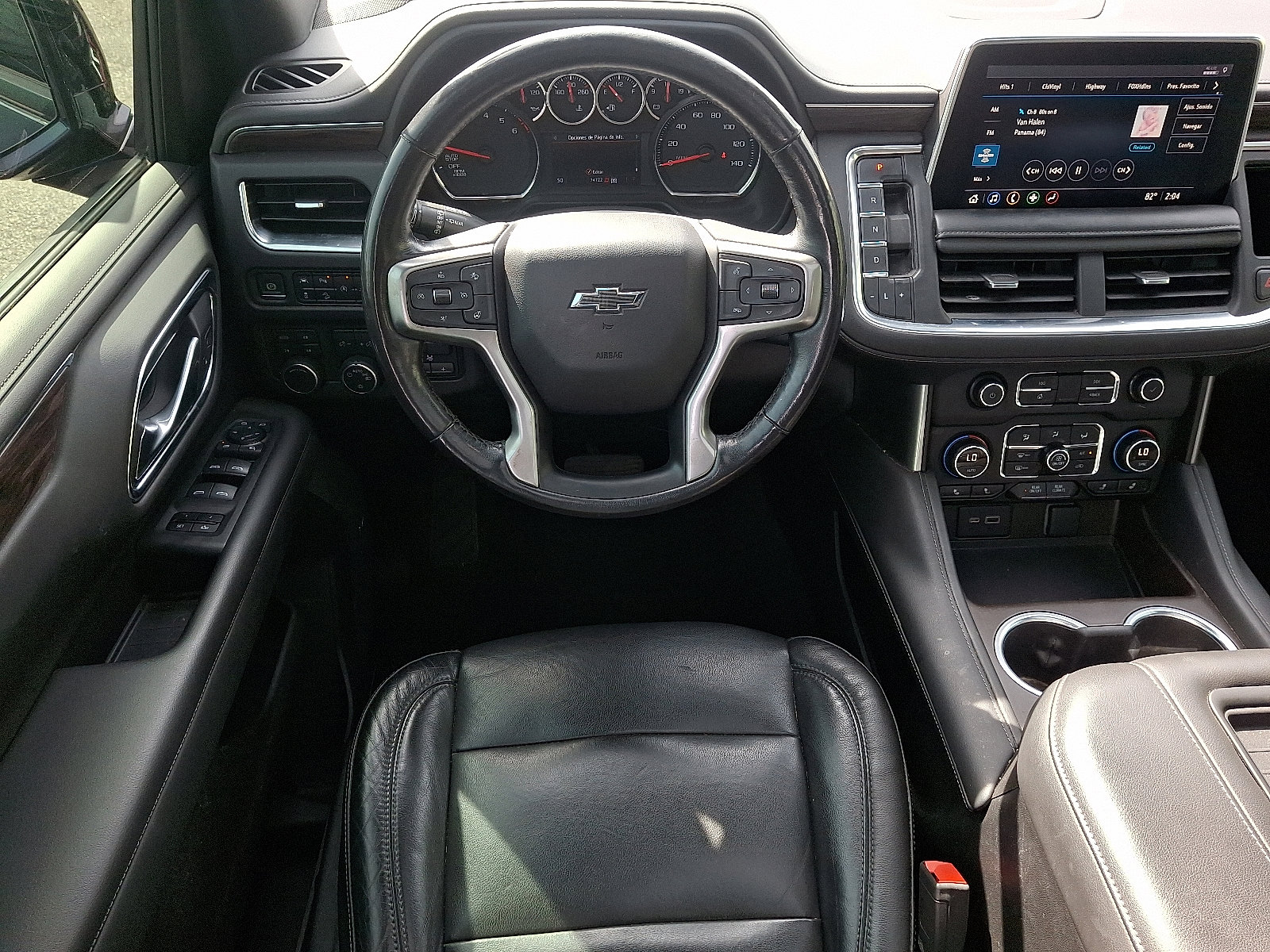 Used 2021 Chevrolet Tahoe Z71 w/ Z71 Signature Package image 11