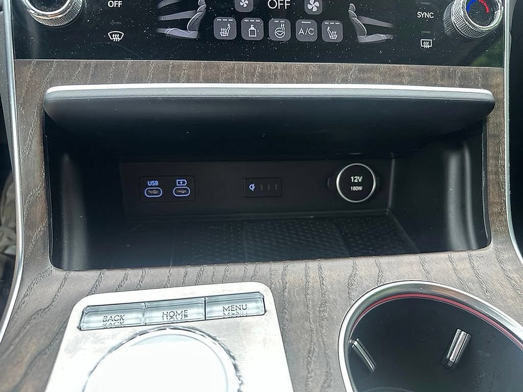 Used 2025 Genesis GV80 2.5T Select AWD/4WD image 17