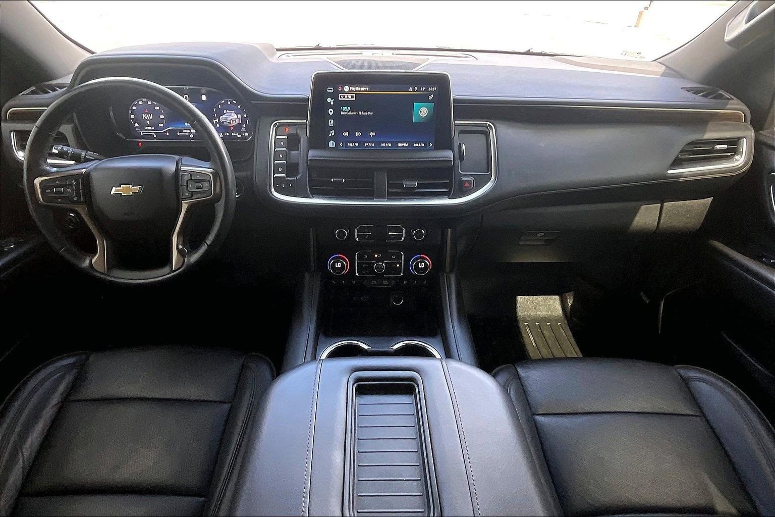 Used 2022 Chevrolet Suburban High Country AWD/4WD image 13