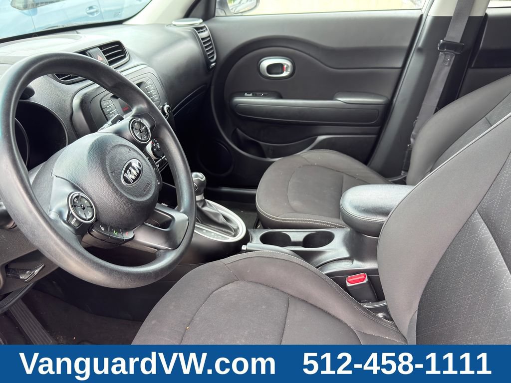 Used 2016 Kia Soul FWD image 9