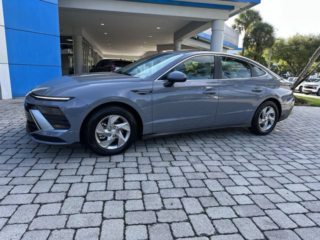 Used 2025 Hyundai Sonata SE FWD image 31
