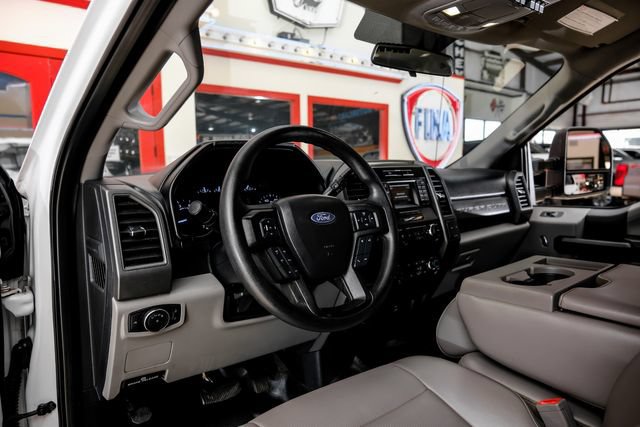 Used 2019 Ford F250 XL w/ Power Equipment Group RWD image 5