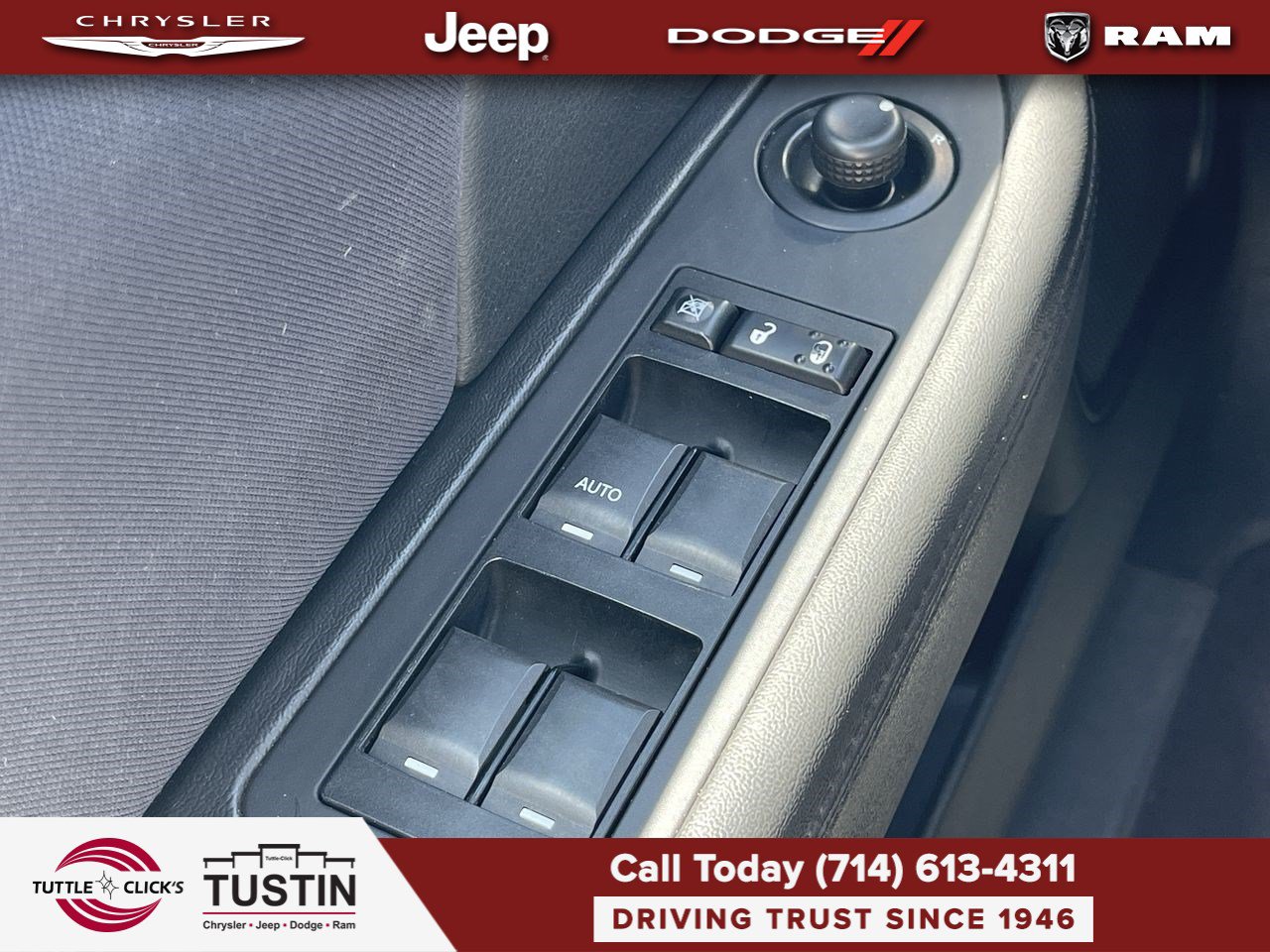 Used 2012 Chrysler 200 Touring w/ Sun/Sound Group FWD image 28