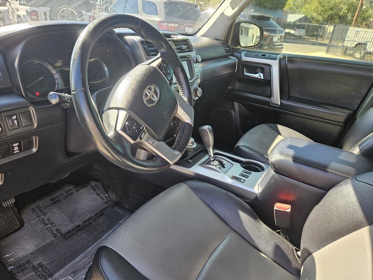 Used 2018 Toyota 4Runner SR5 Premium AWD/4WD image 9