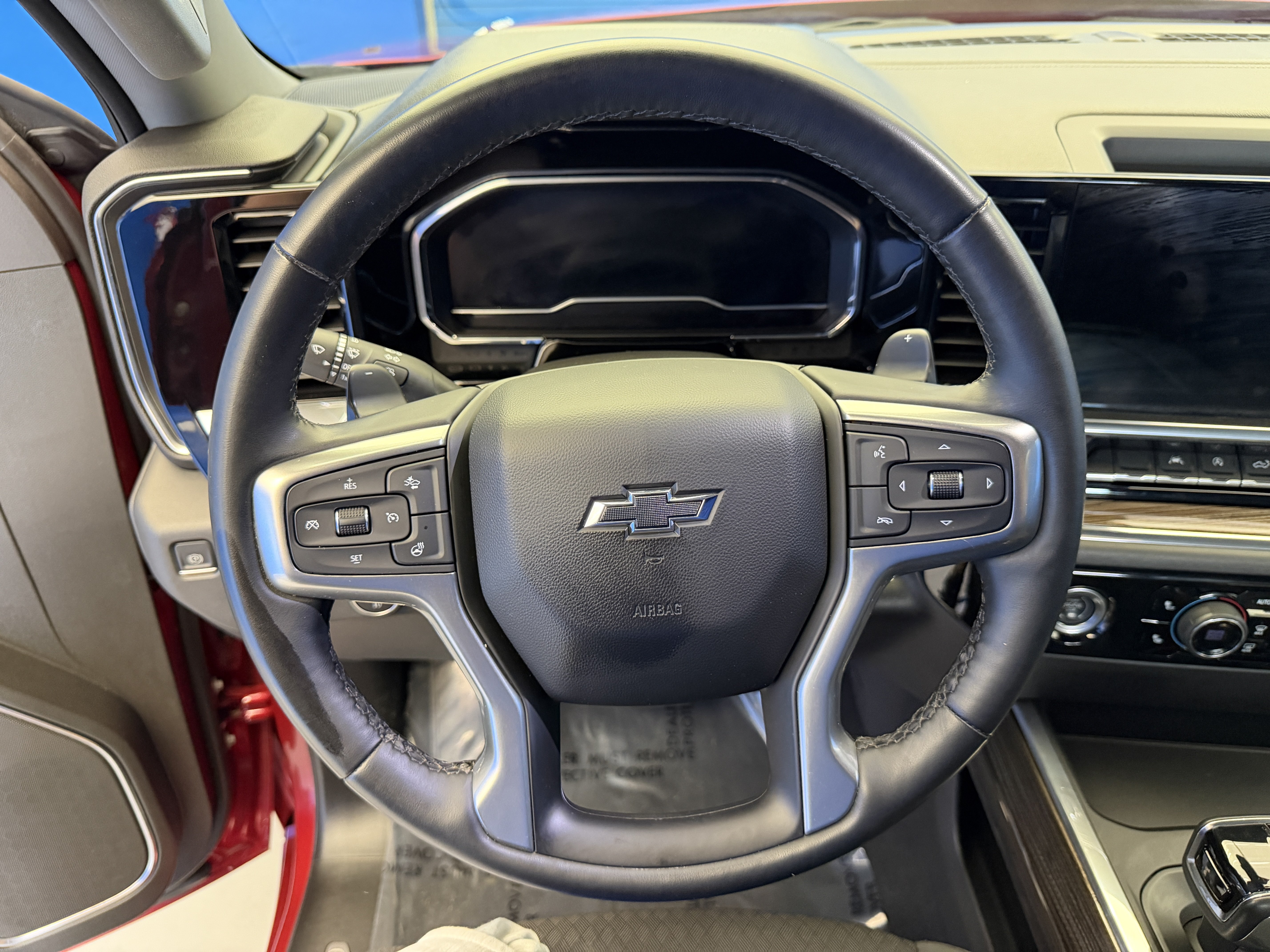 Used 2023 Chevrolet Silverado 1500 RST AWD/4WD image 16