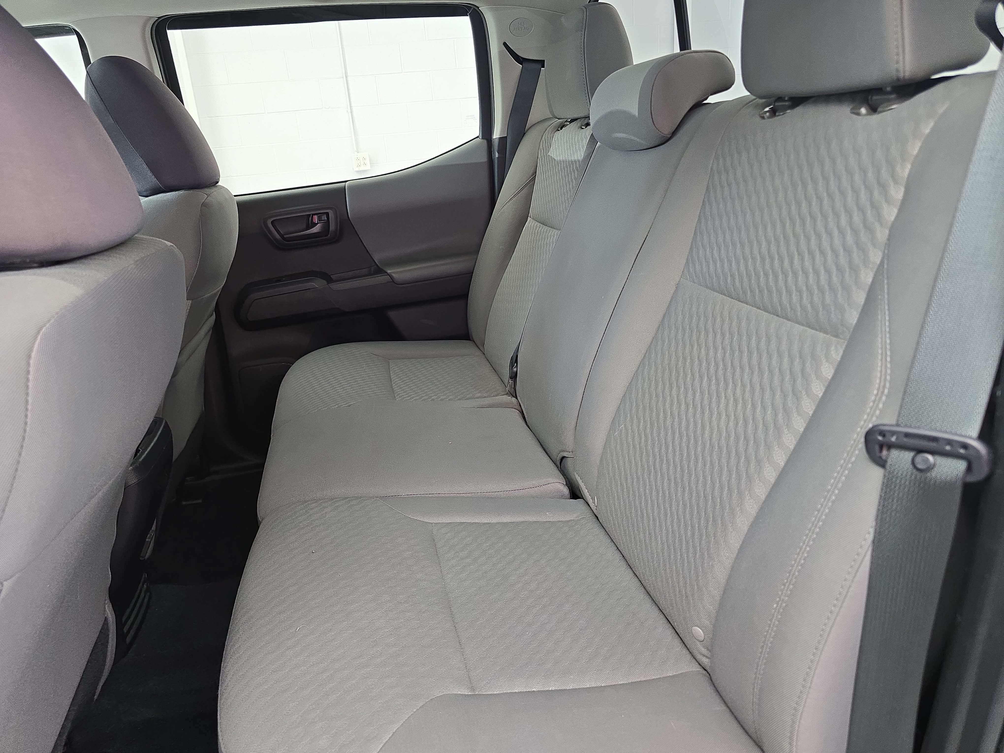 Used 2023 Toyota Tacoma SR w/ SR Convenience Package RWD image 13