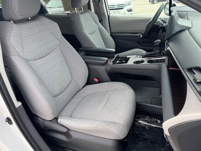 Used 2022 Toyota Sienna LE image 11