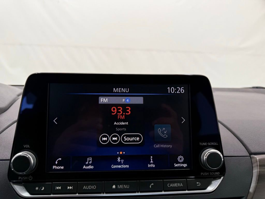 Used 2025 Nissan Altima 2.5 SV FWD image 32