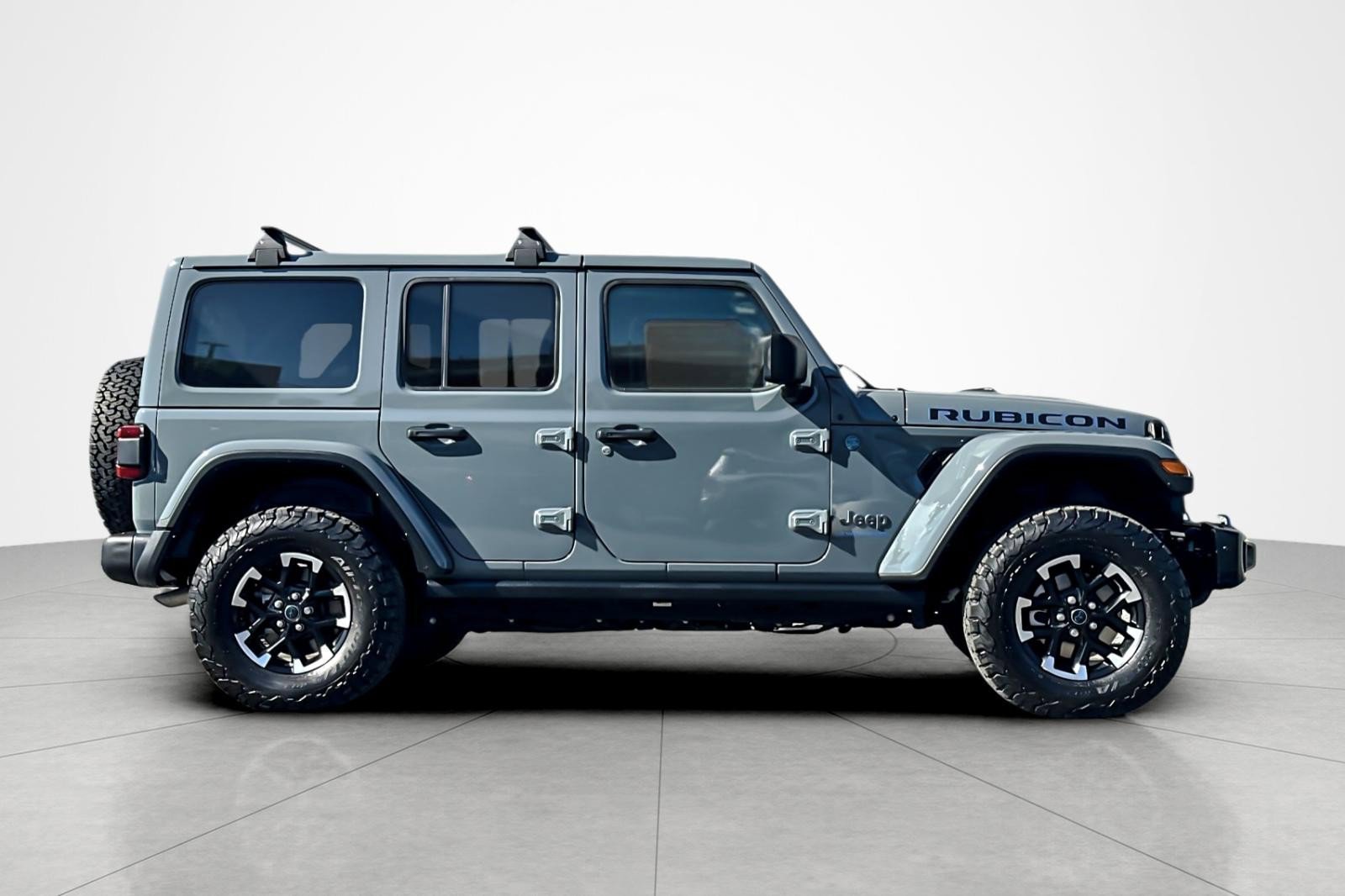 Used 2024 Jeep Wrangler Unlimited Rubicon 4xe AWD/4WD image 6