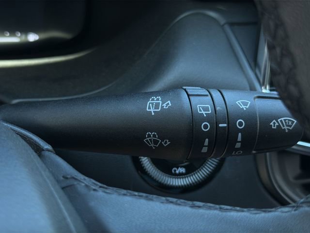 Used 2023 Jeep Compass High Altitude AWD/4WD image 28