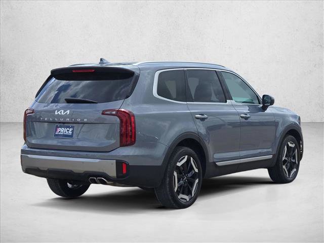 Used 2025 Kia Telluride S FWD image 4