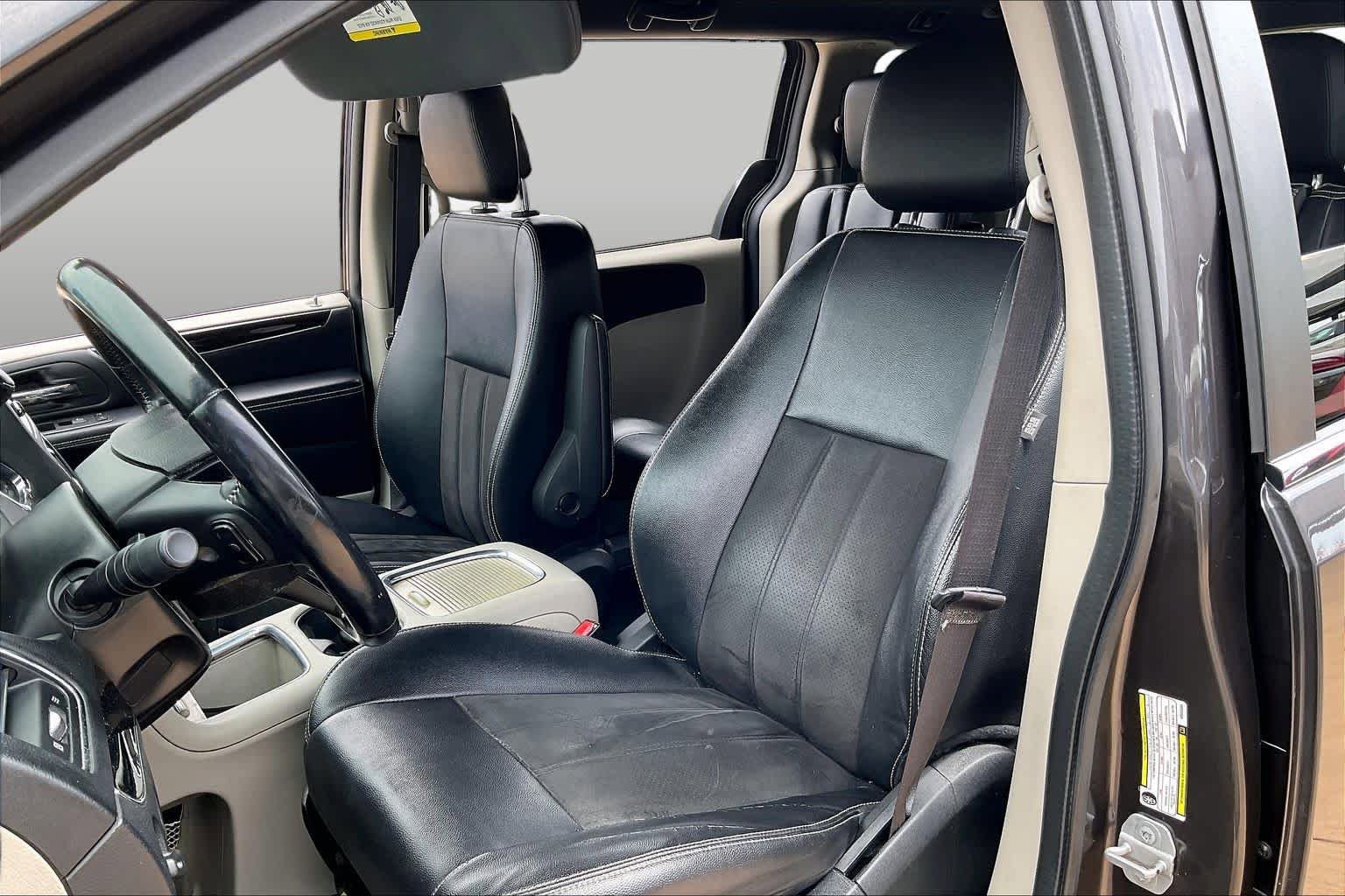 Used 2019 Dodge Grand Caravan SXT FWD image 9
