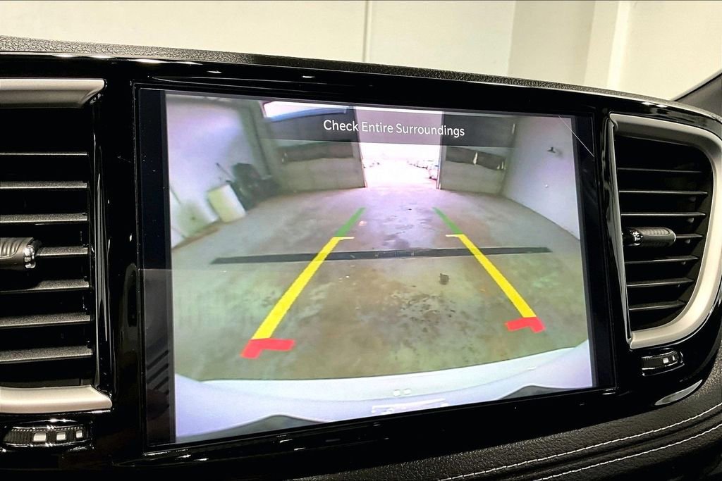 New 2026 Chrysler Pacifica Select image 16