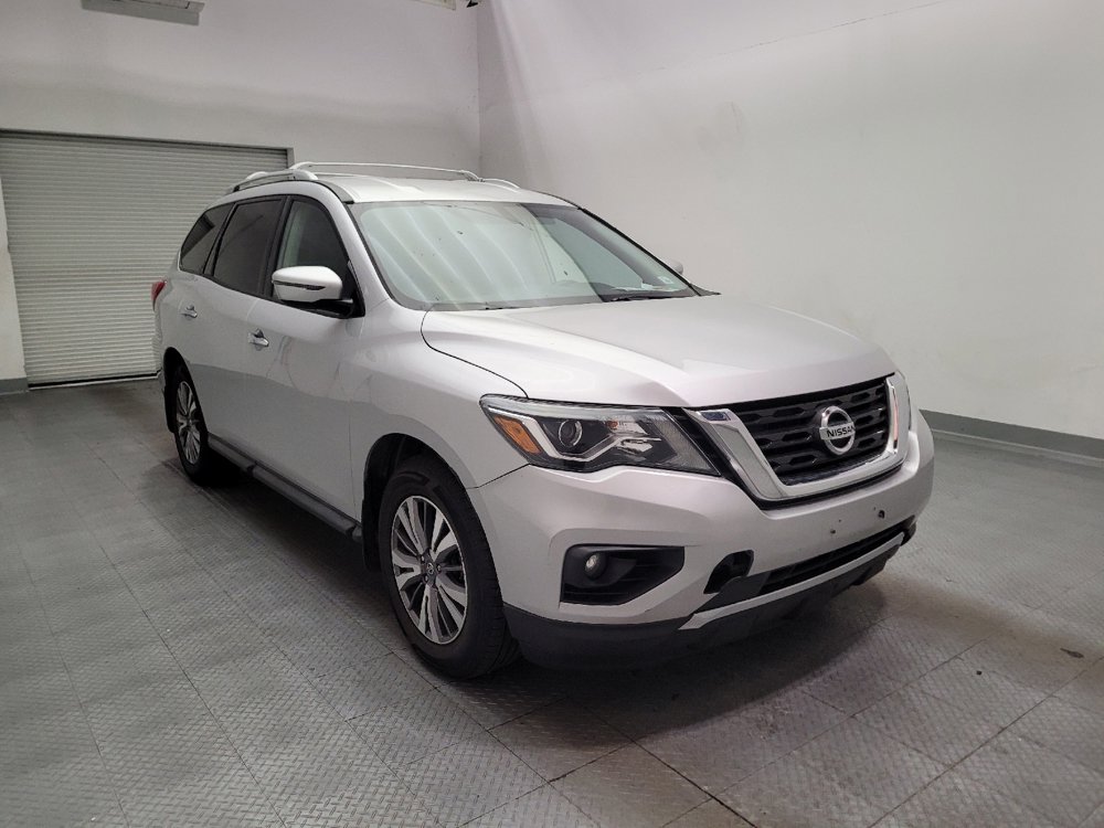Used 2018 Nissan Pathfinder SV FWD image 13