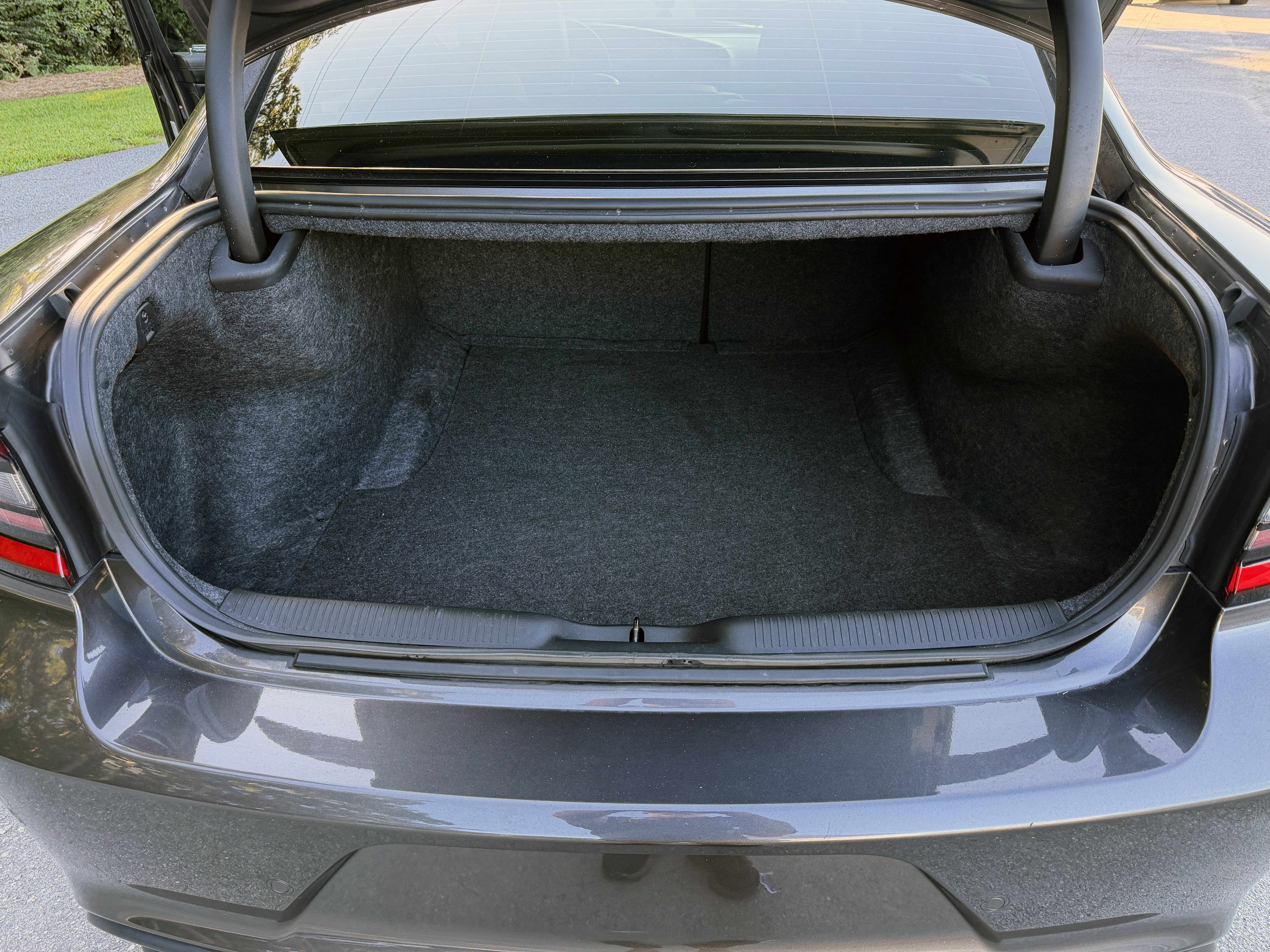 Used 2022 Dodge Charger Scat Pack w/ Plus Group RWD image 4