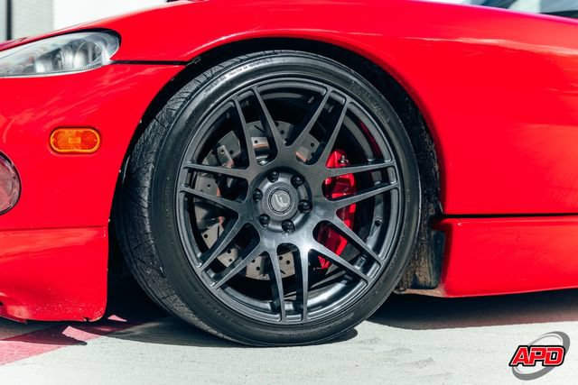 Used 1997 Dodge Viper GTS RWD image 50